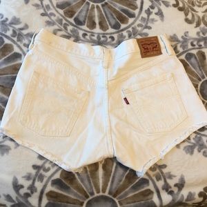 Levi’s Button Up Jean Shorts - White